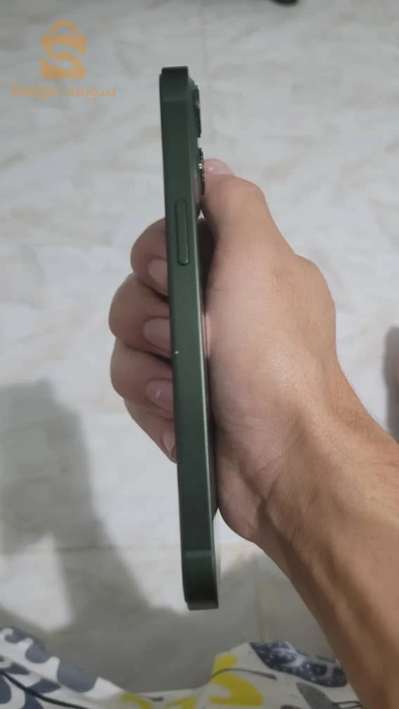 iPhone 13 très bonne état