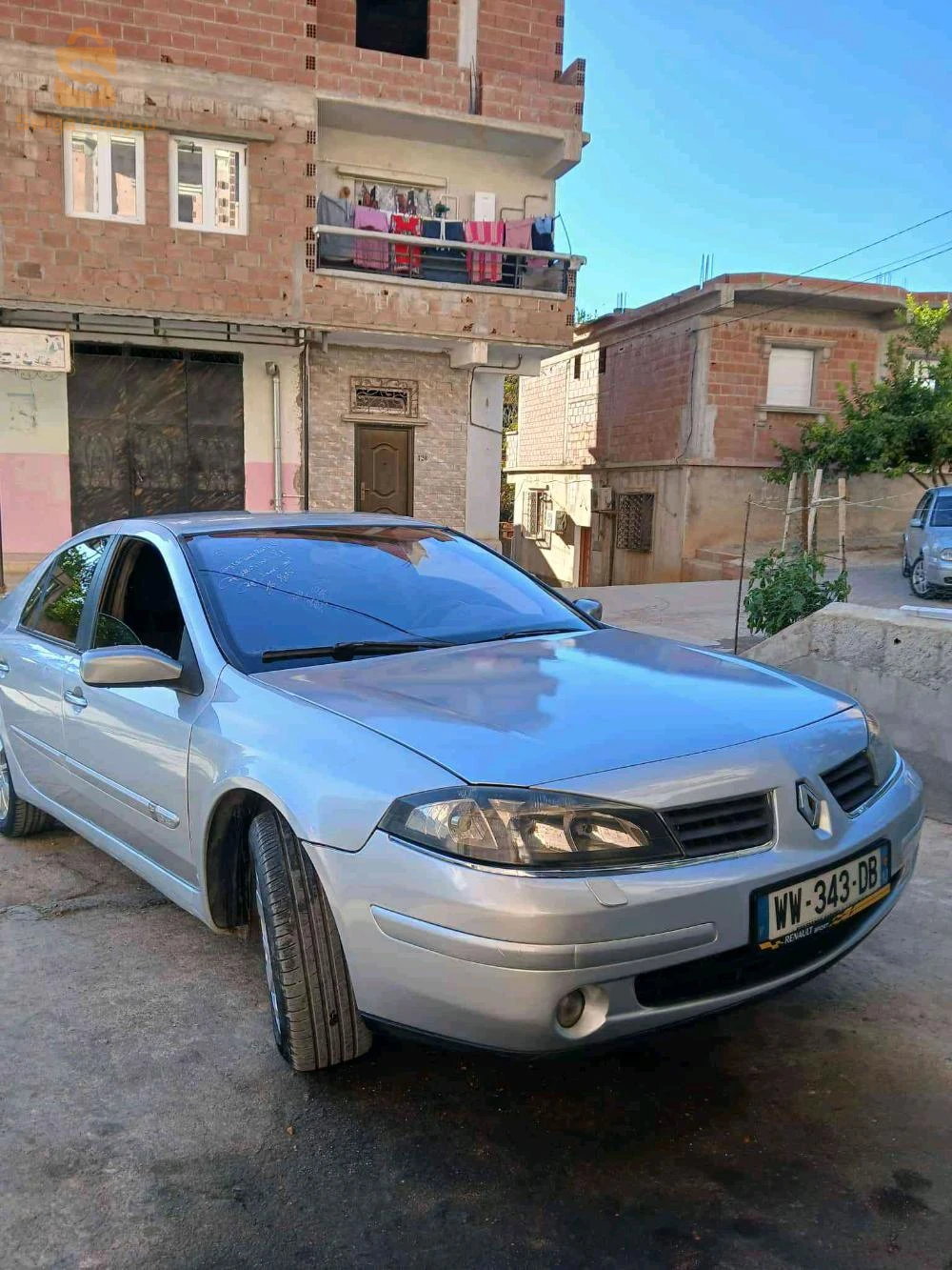 رينو Laguna 2001 43 ميلة