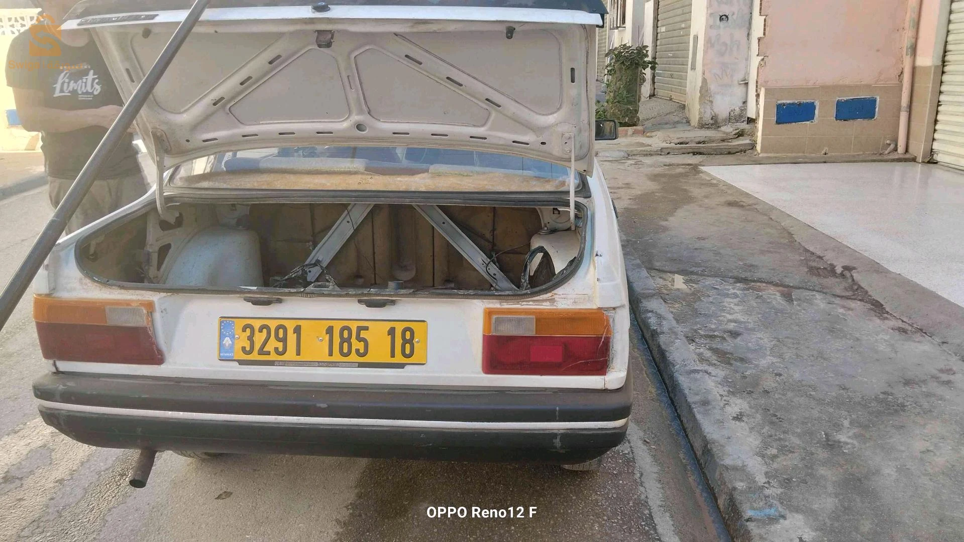 Renault R 9 1985 18 JIJEL