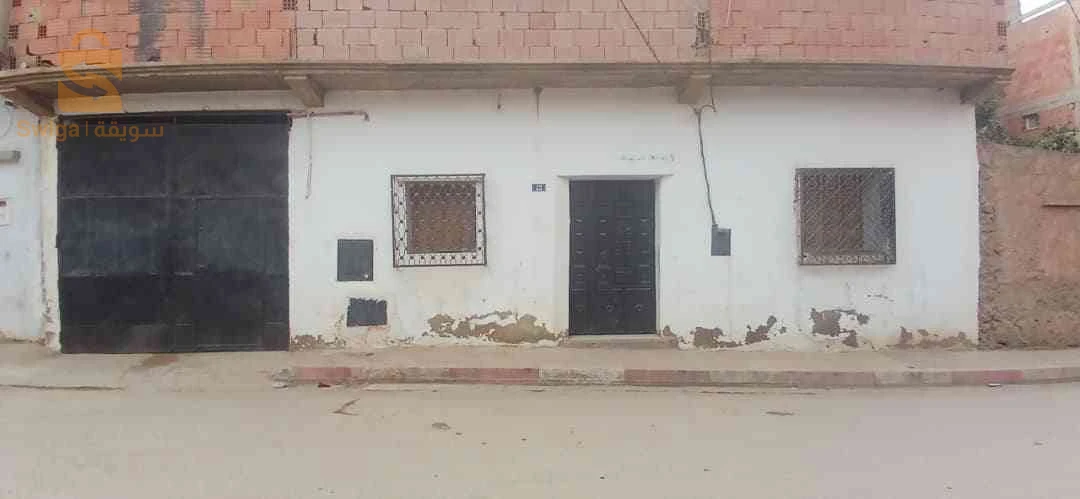 حوش في حي محمد بوضياف حاسي بونيف