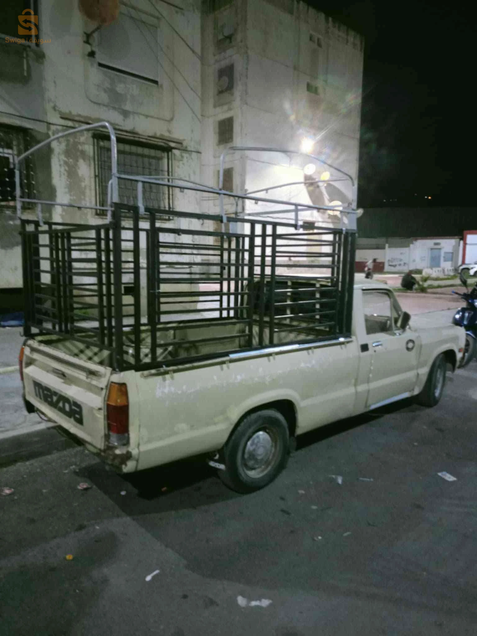 مازدا 3 1983 23 عنابة