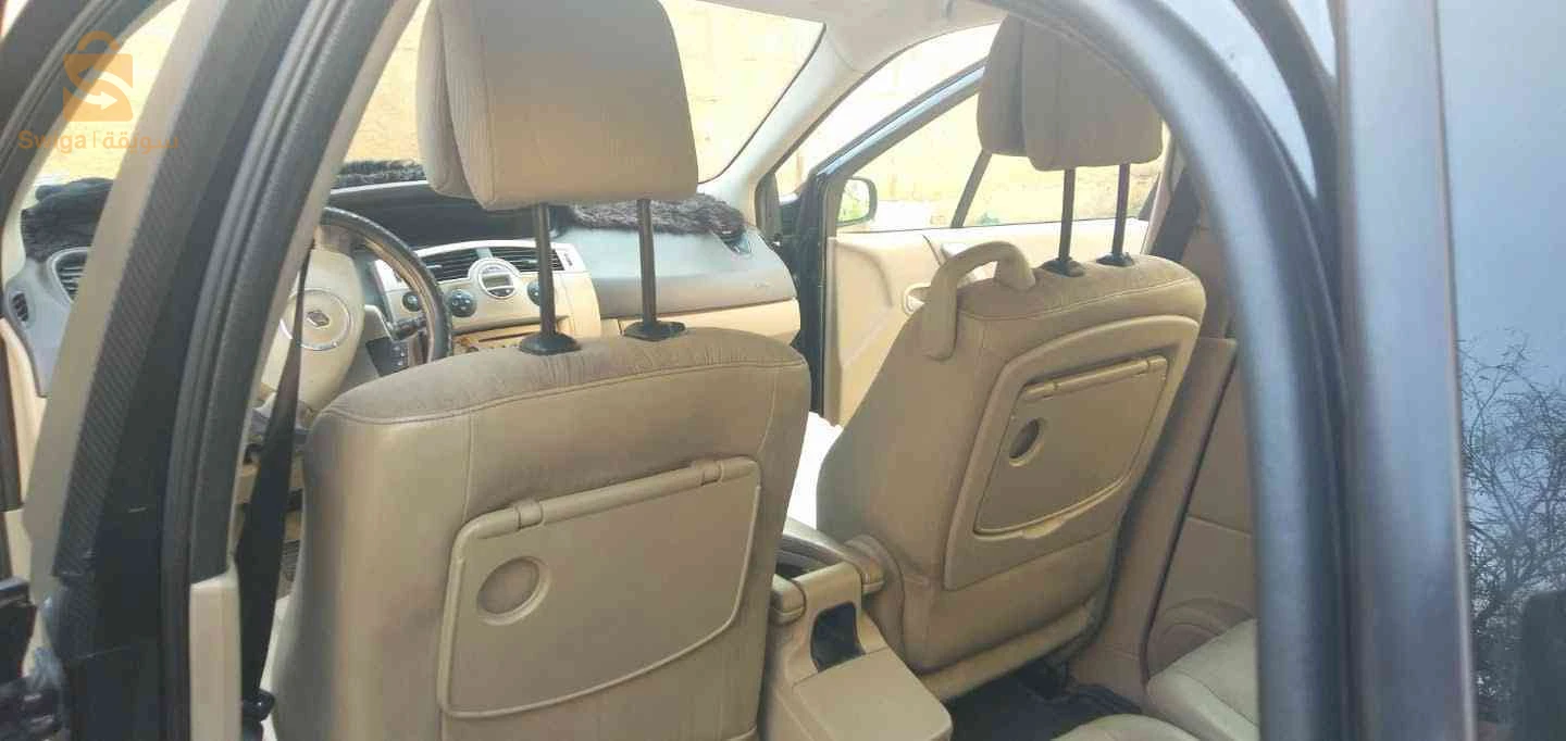 رينو Scenic 2009 26 المدية