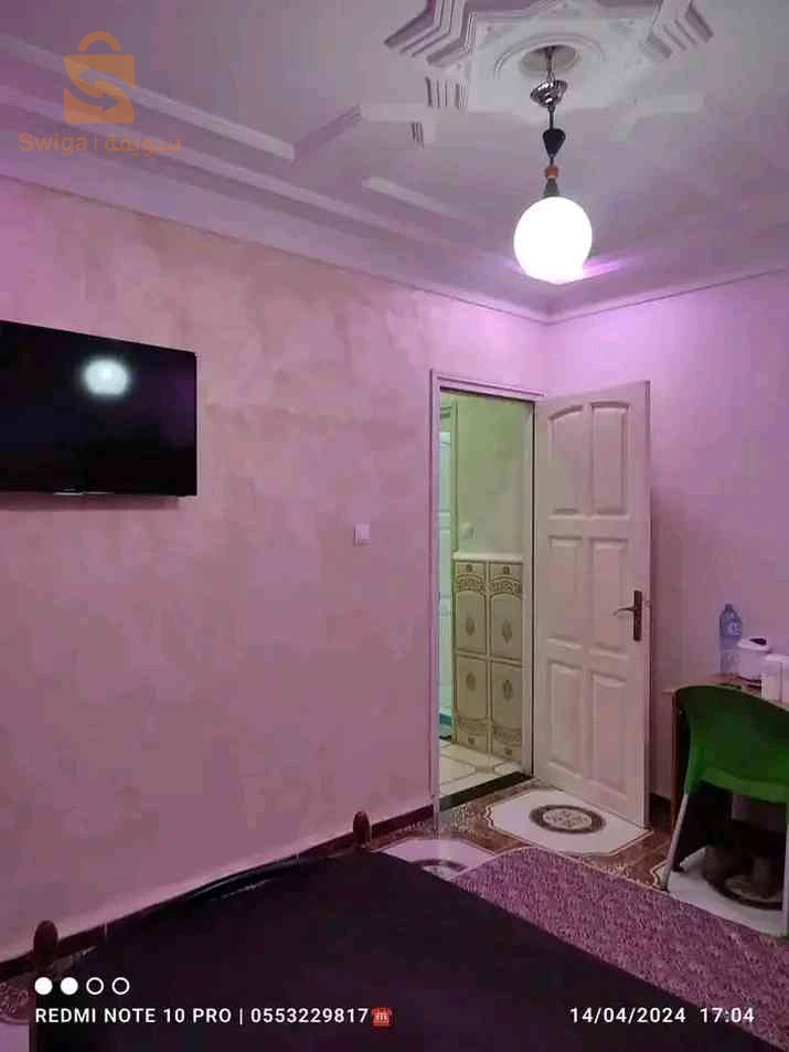 مطلوب طابق فيلا عدد الغرف8 25 قسنطينة