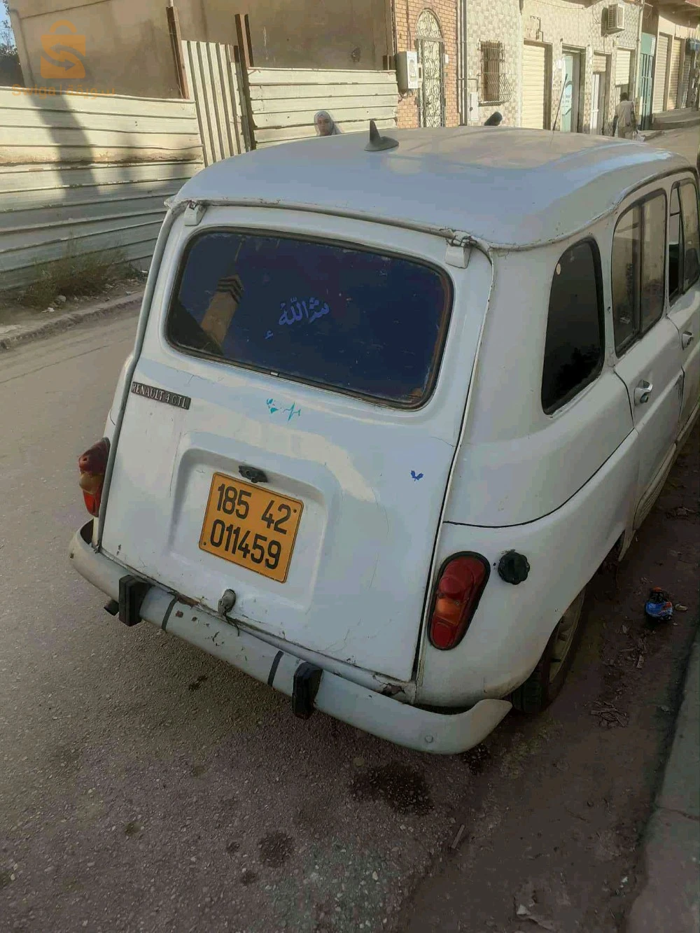 رينو R 4 1985 42 تيبازة