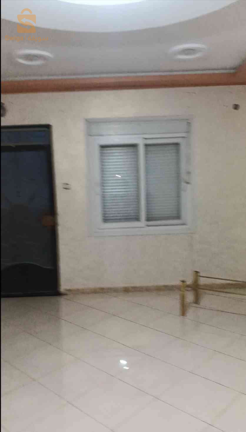 للبيع