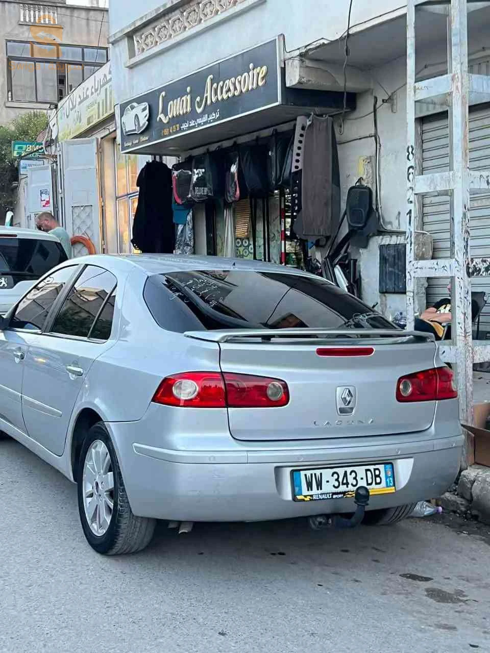 رينو Laguna 2001 43 ميلة