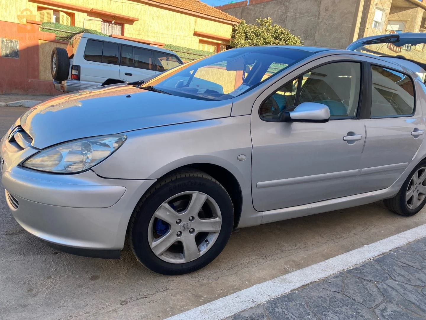 Peugeot 307 2004 27 MOSTAGANEM