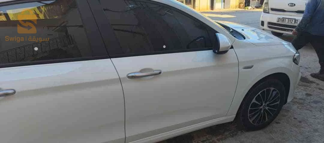 فيات Tipo Sedan 2023 2 شلف