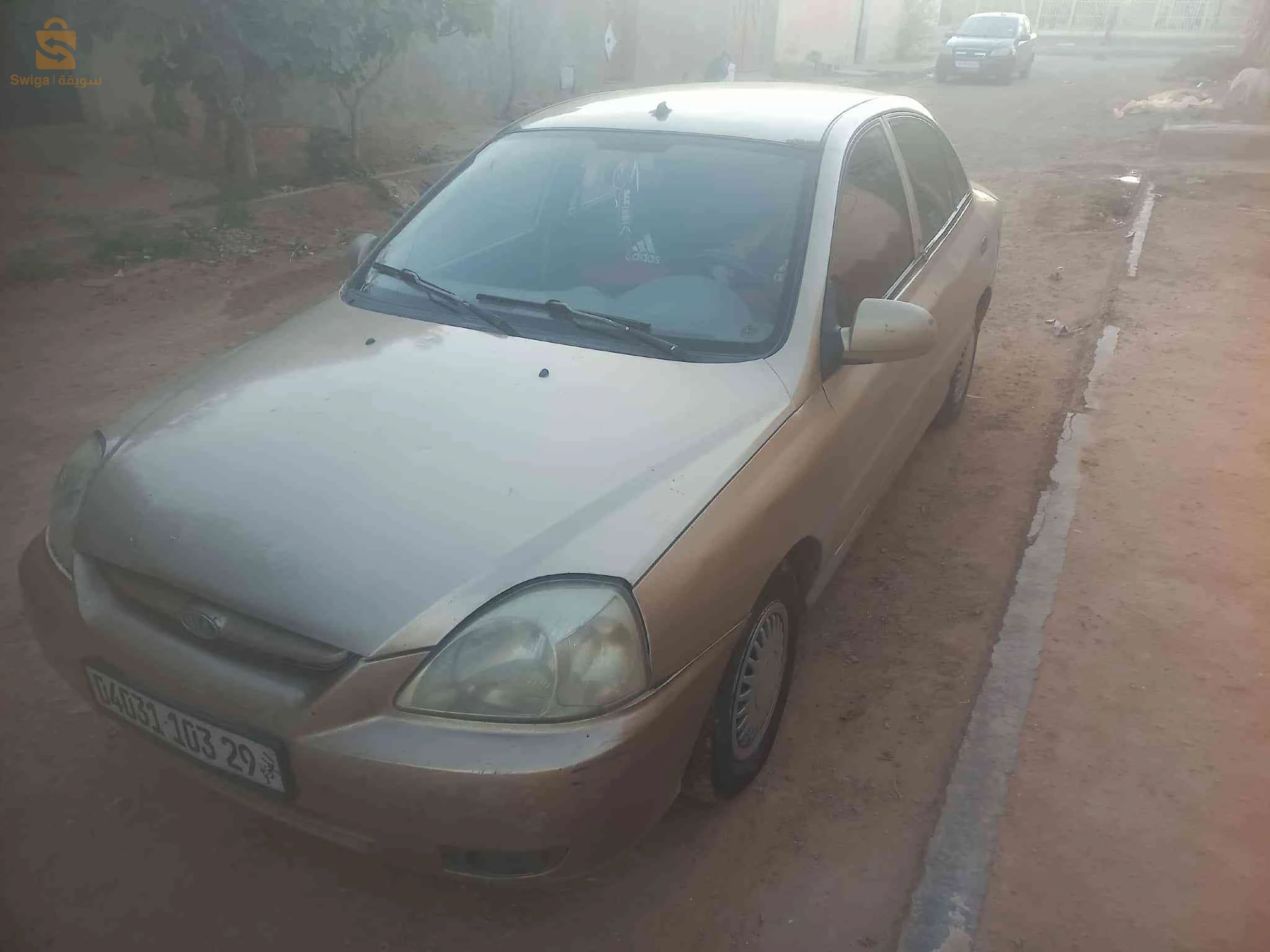 Kia Rio 2003 29 MASCARA