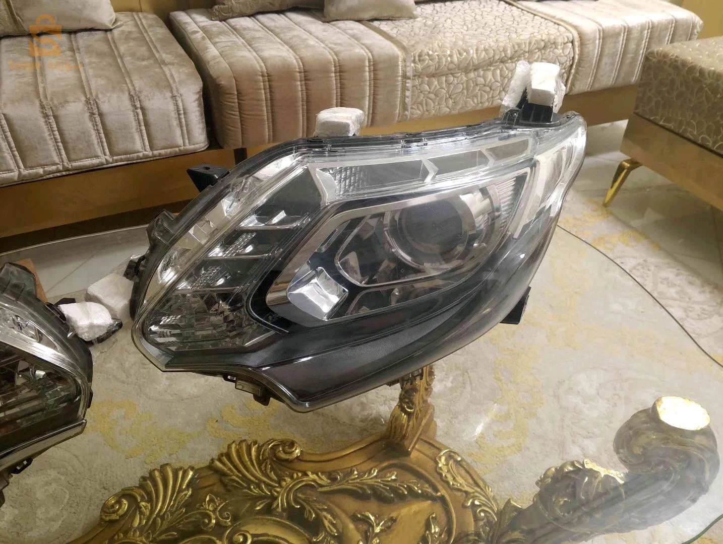 اضواء امامية ميتسوبيشي l200 2015/2016