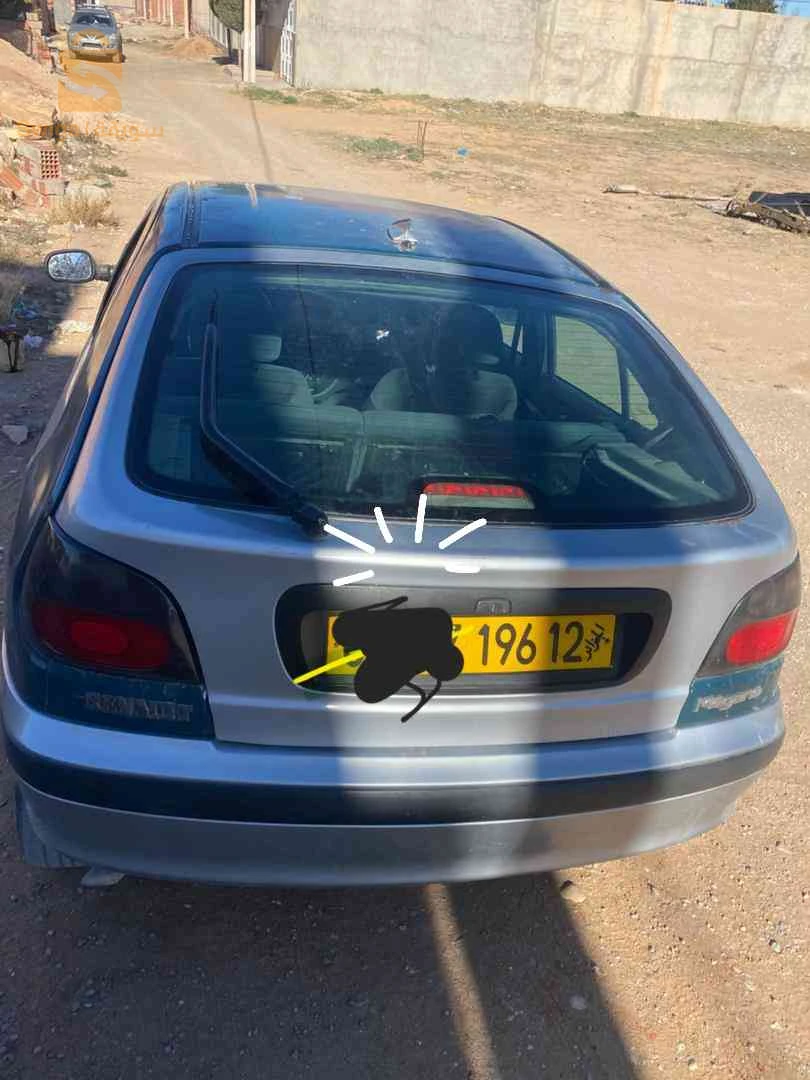 رينو Megane 1996 12 تبسة