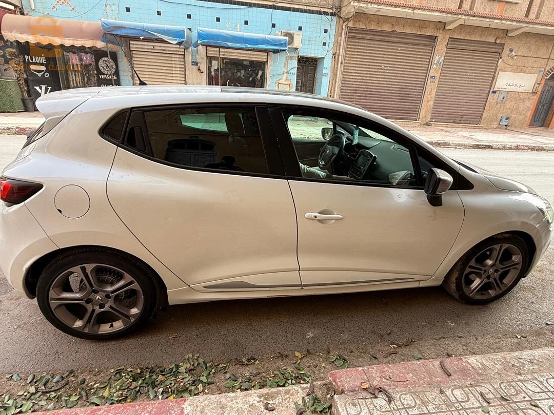 Renault Clio 4 2019 31 ORAN