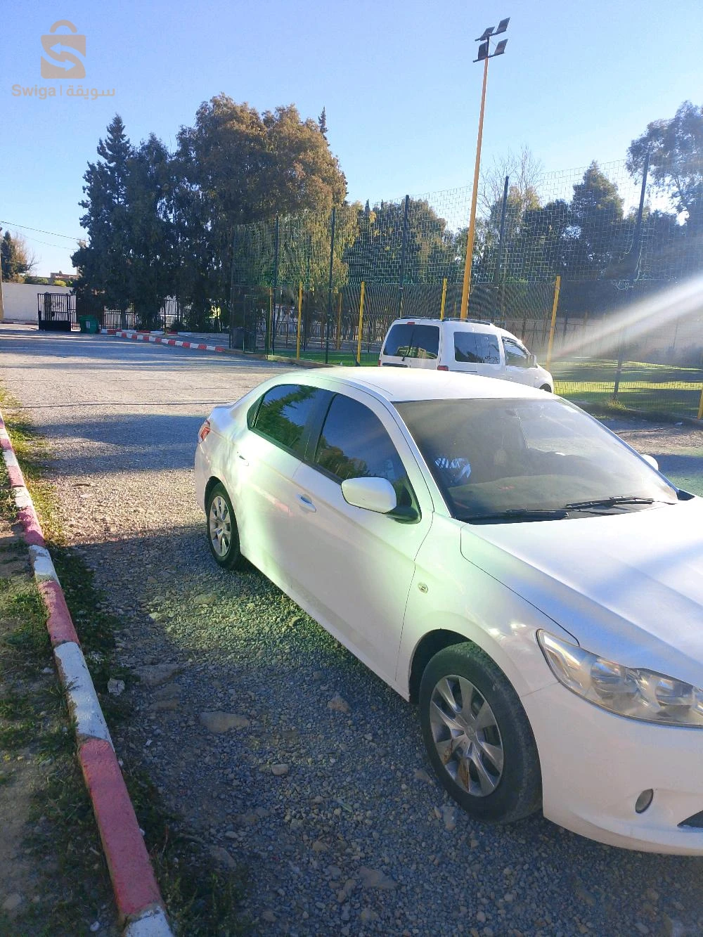 Peugeot 301 2013 5 BATNA