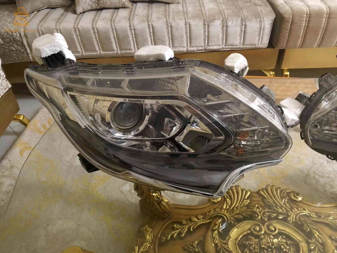 اضواء امامية ميتسوبيشي l200 2015/2016