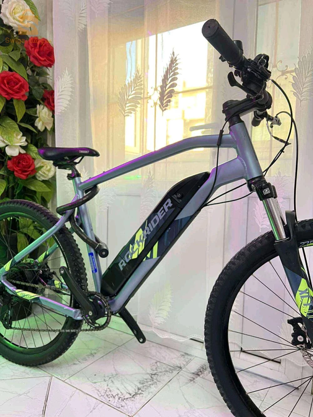 دراجة كهربائية 
rockrider E-st 100
taille XL
27.5 
batterie 380 Wh
ماشي 2000 kilometers 
مزالو جديد 
مرحبا 
0561774544