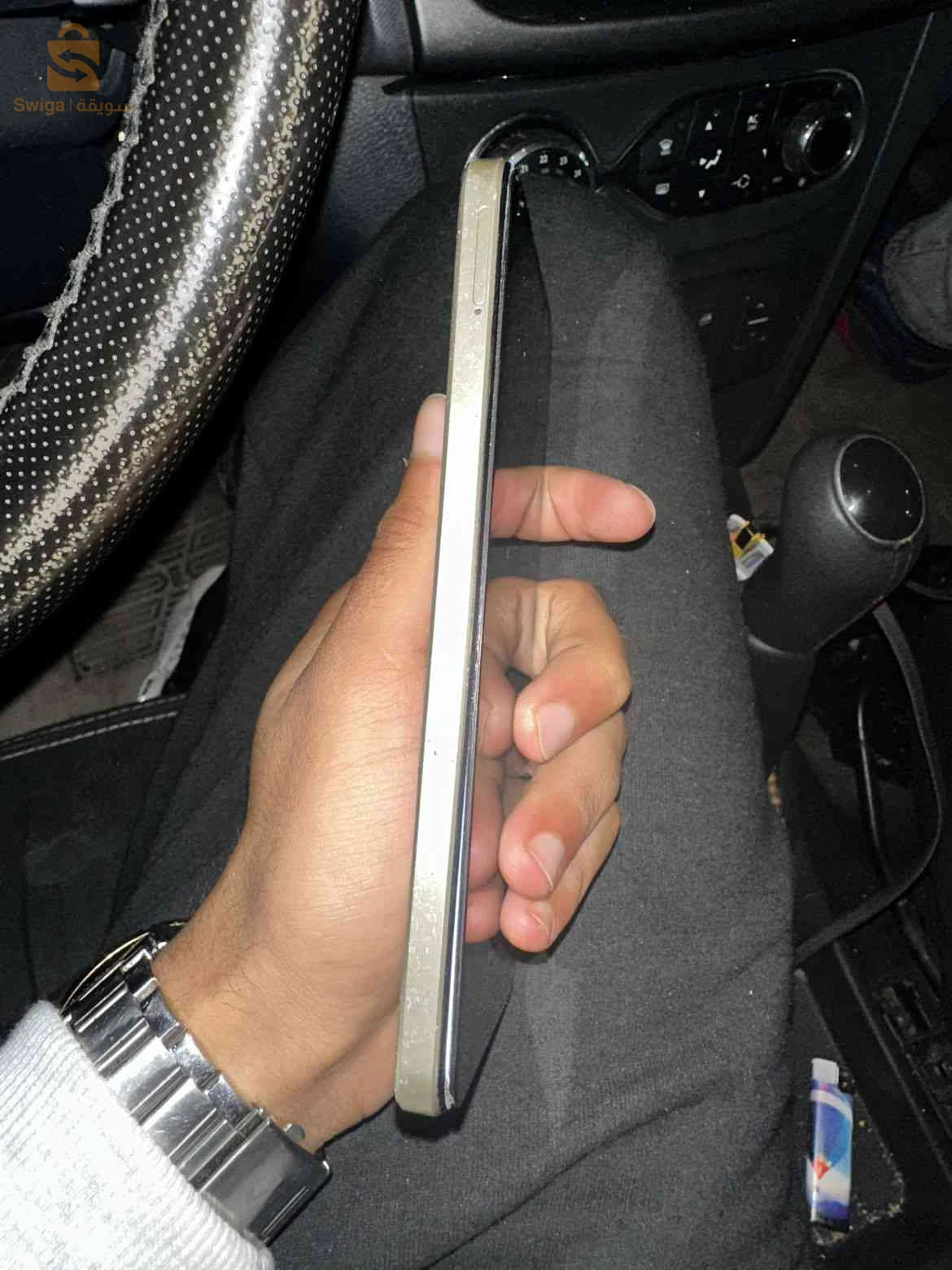 realme 11 8/256