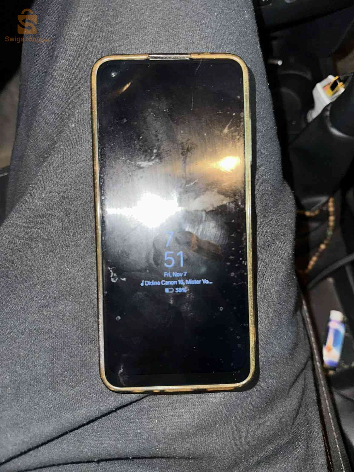 realme 11 8/256
