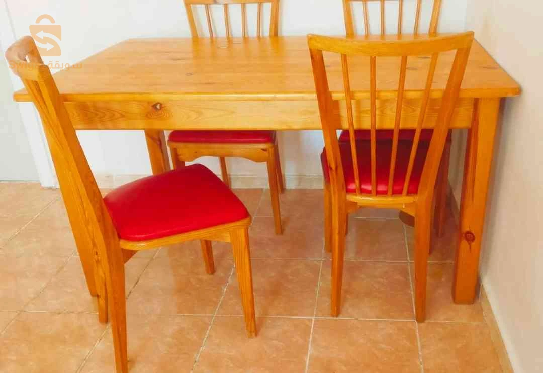 table 4 chaises bois hêtre