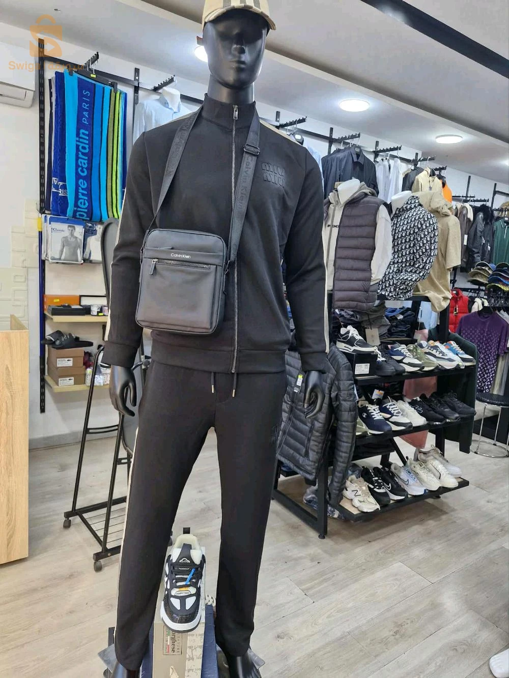 Survetement coton miumiu
renato sport