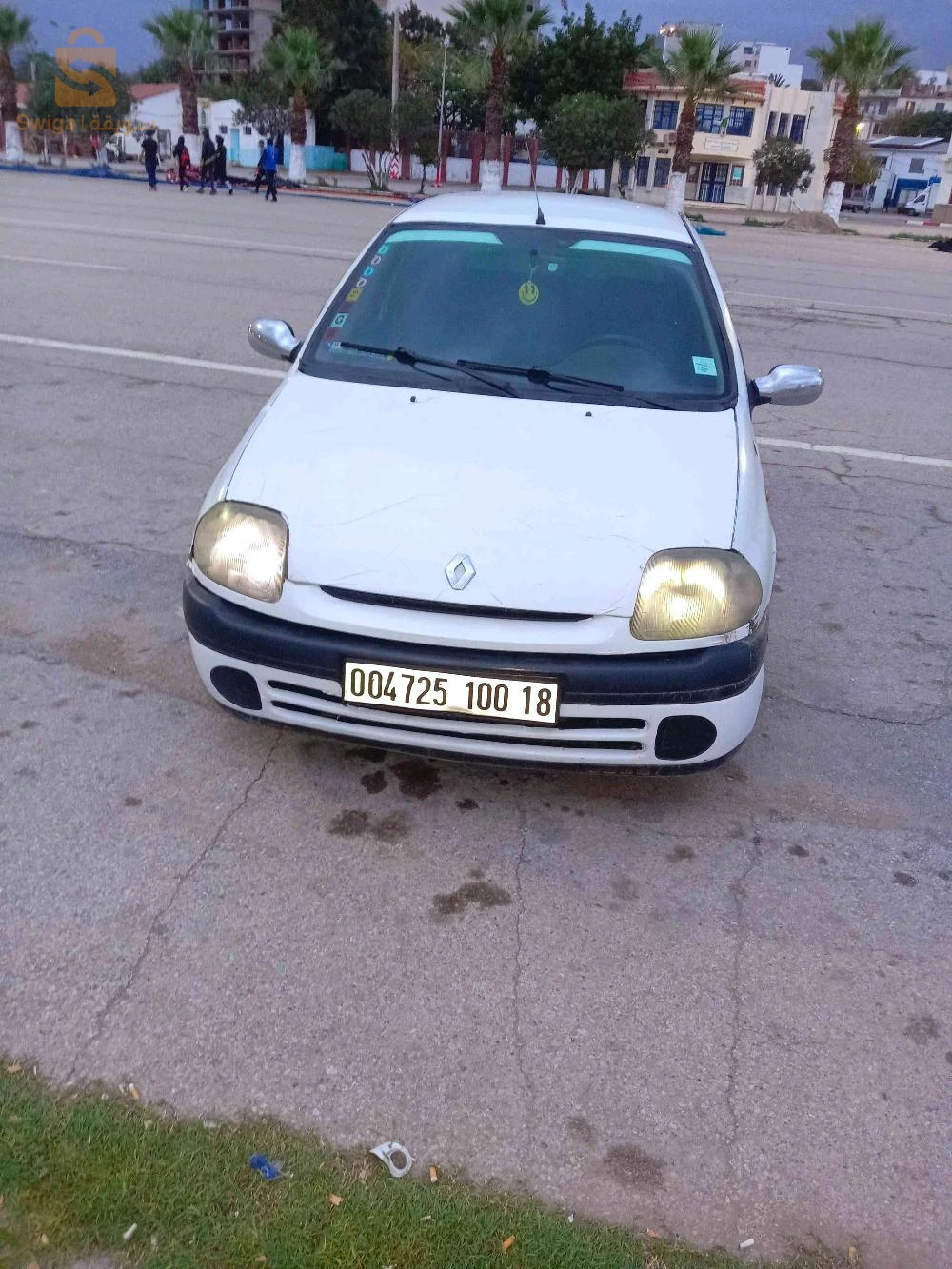 Renault Clio 2 2000 18 JIJEL