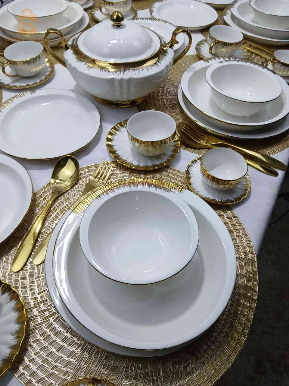 Service À Table 50Piece Chems