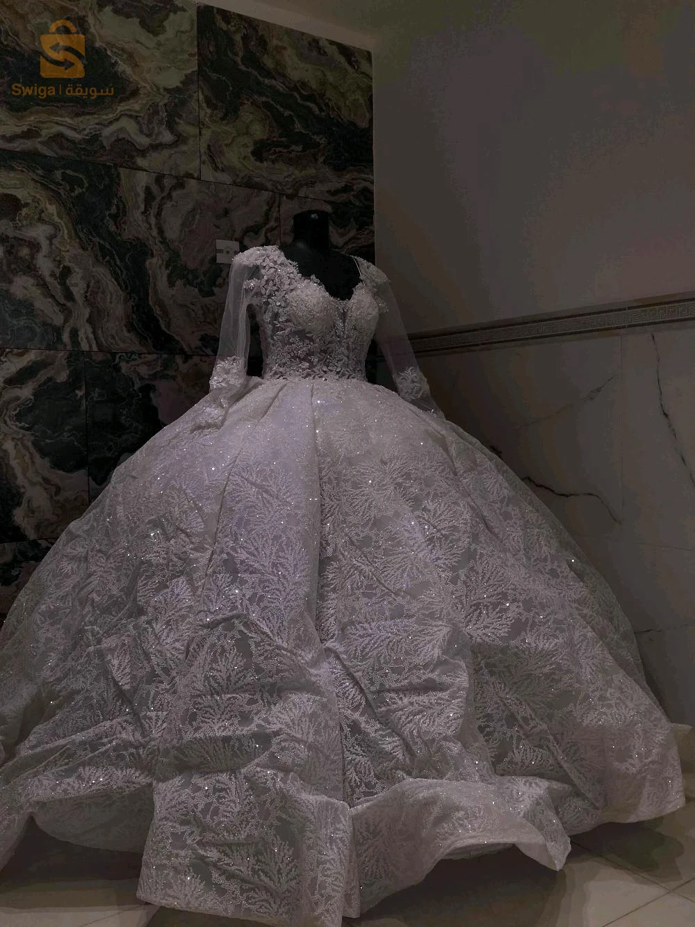 فستان زفاف /روب بلونش