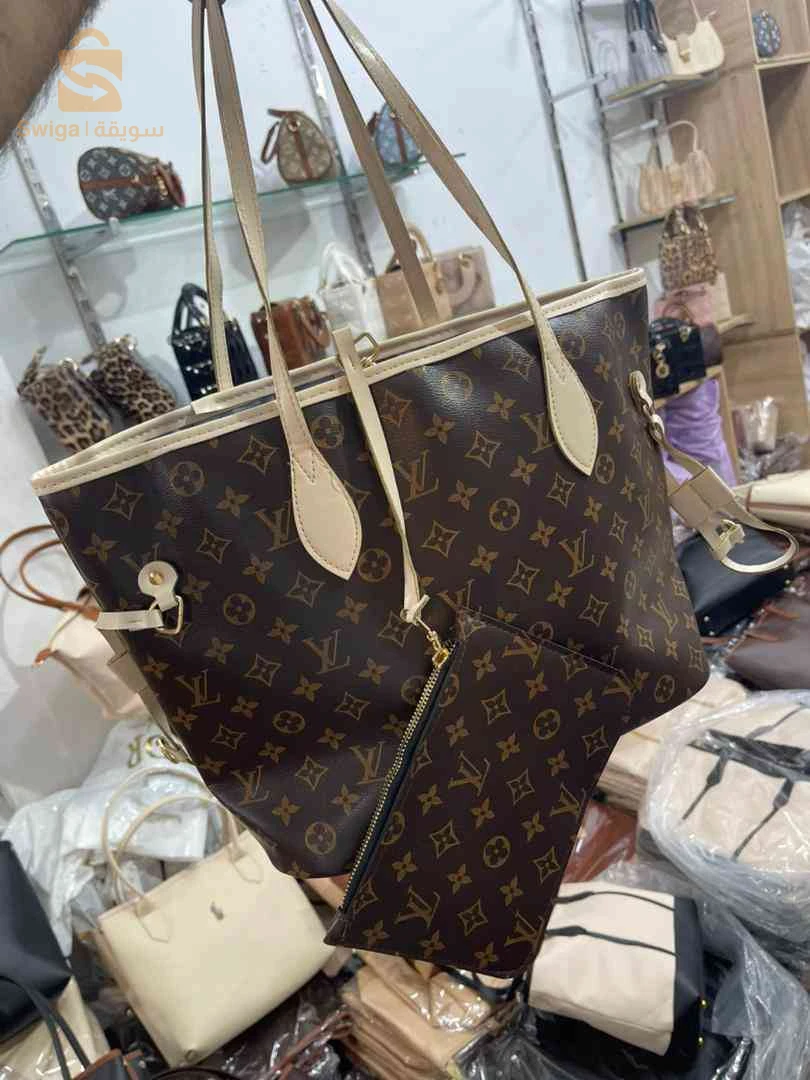 صاك ستايل Louis Vuitton