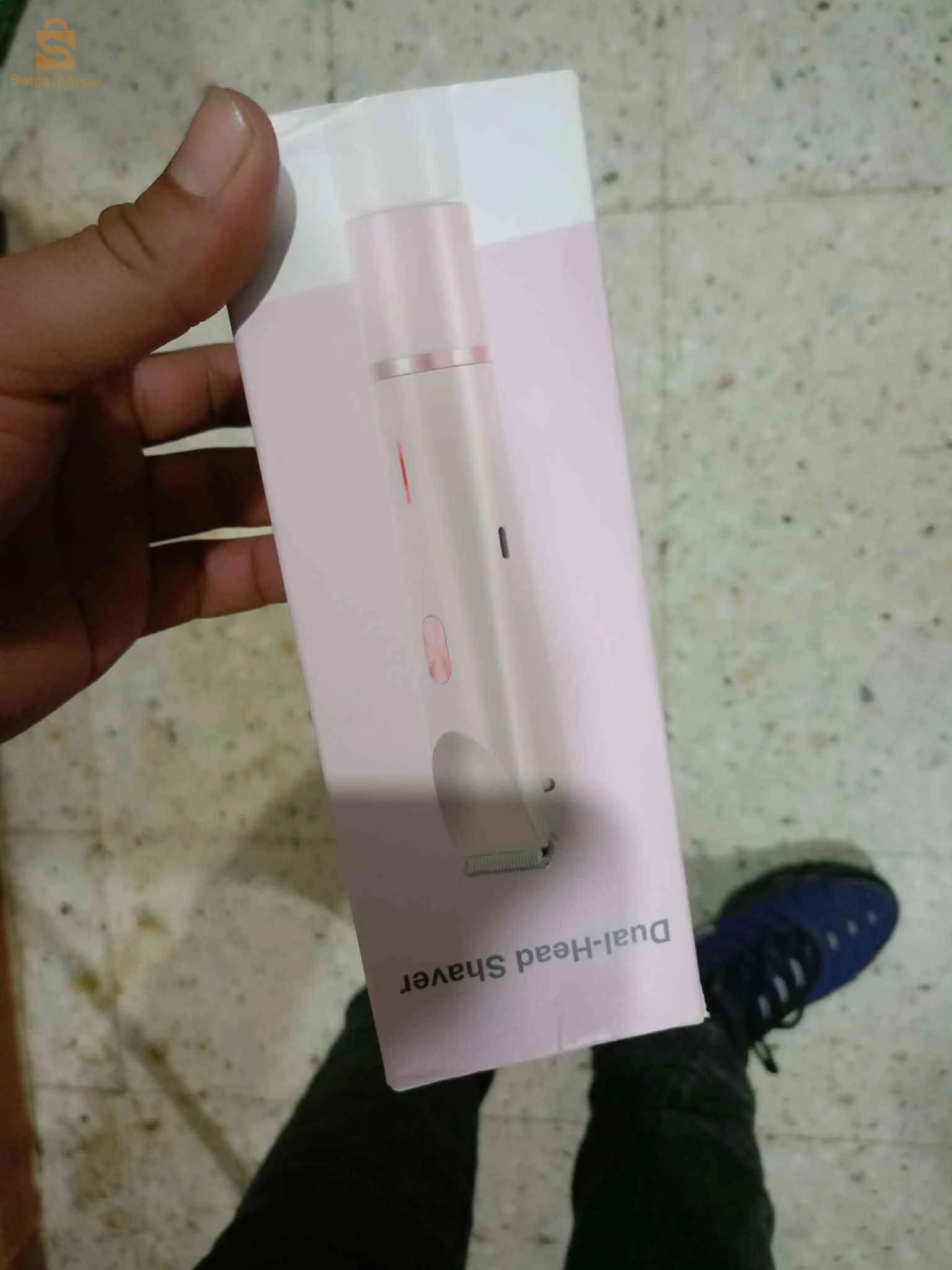 الات حلاقة ووماسك الوجه نوع Qure
