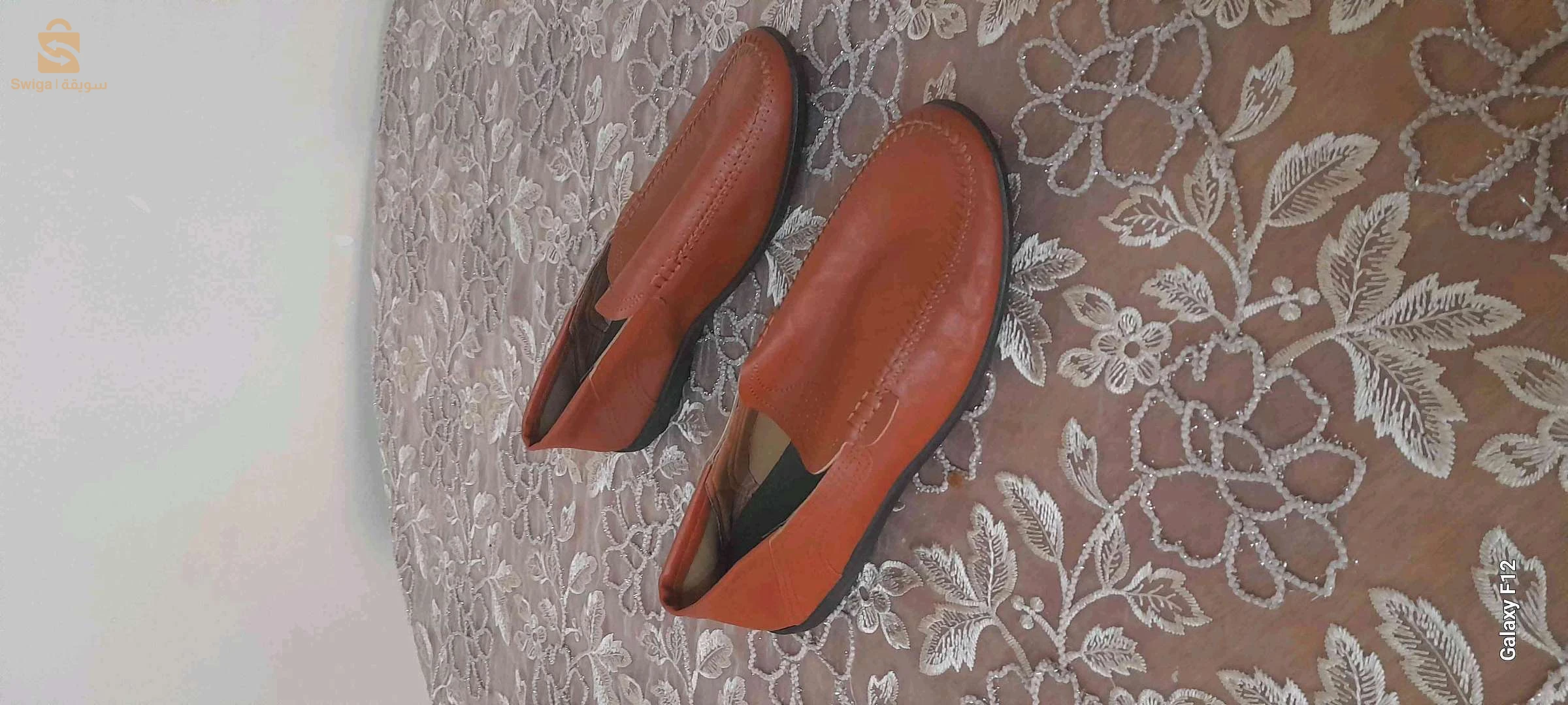 هدايا ومعدات