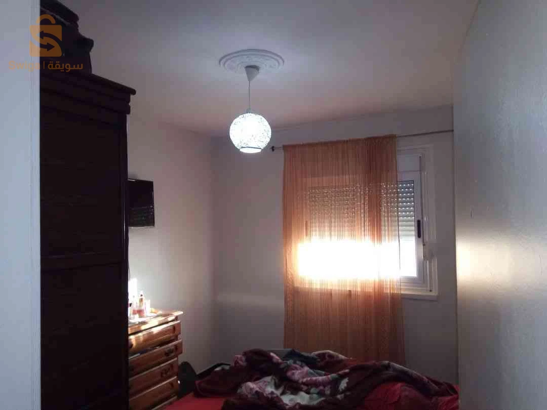 avendre f 3. désistement 5 em étage fi arzew city Ahmed zabana 0773134986