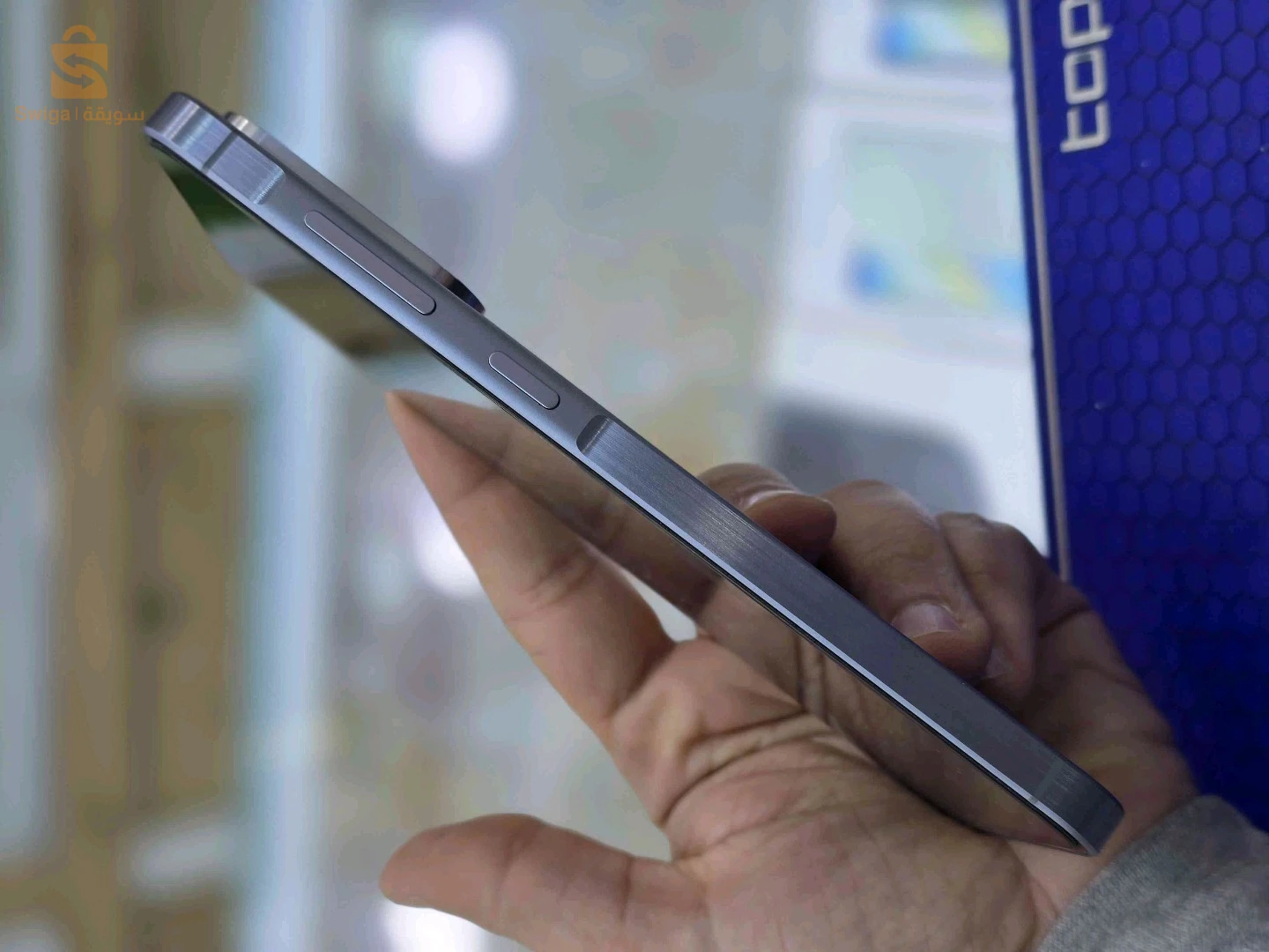 Samsung 
A56 G5 
RAM 12GB 
ROM 256 GB 
2SIM 
État produit : 99%
TEL 0790158529