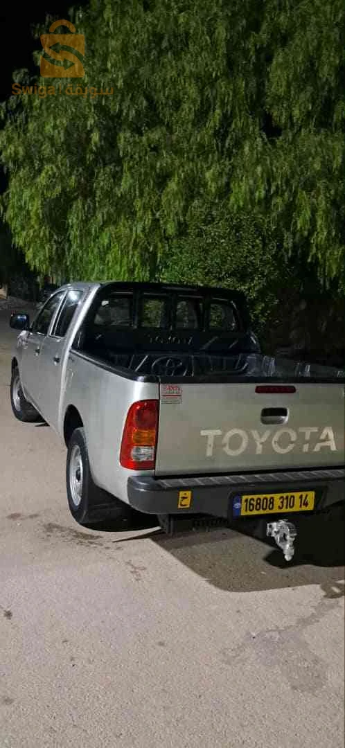 تويوتا Hilux 2010 14 تيارت