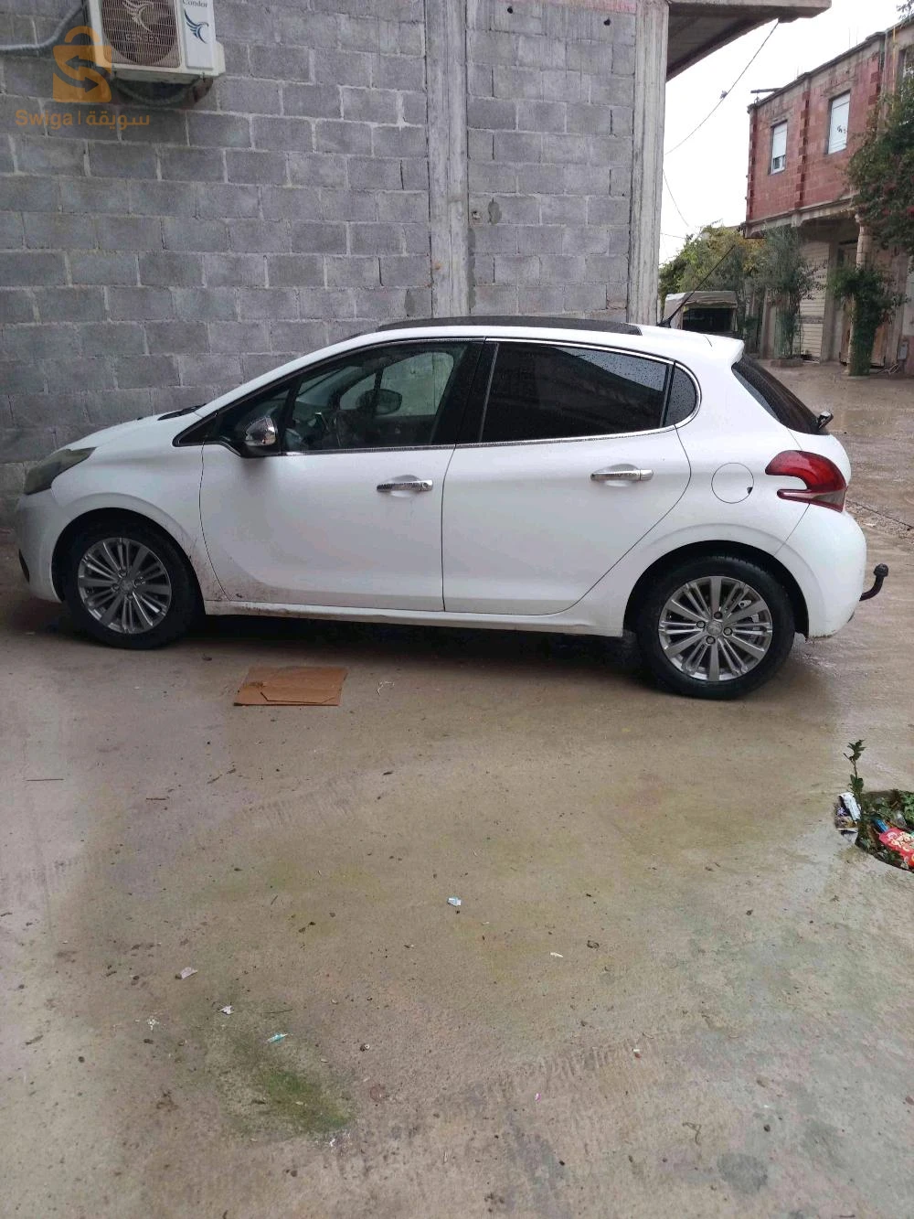 بيجو 208 2015 43 ميلة