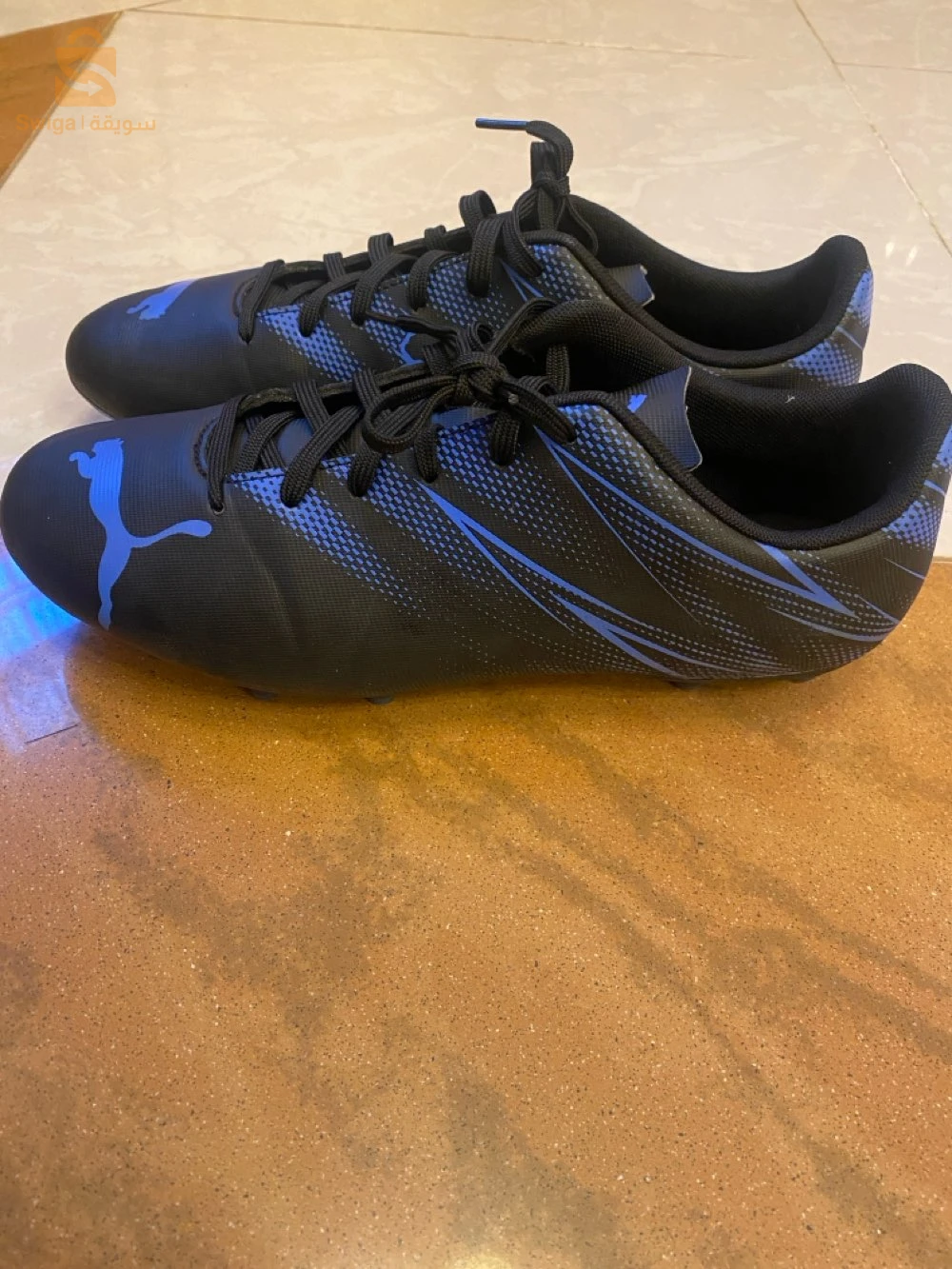 Soulier de foot Puma 42.5