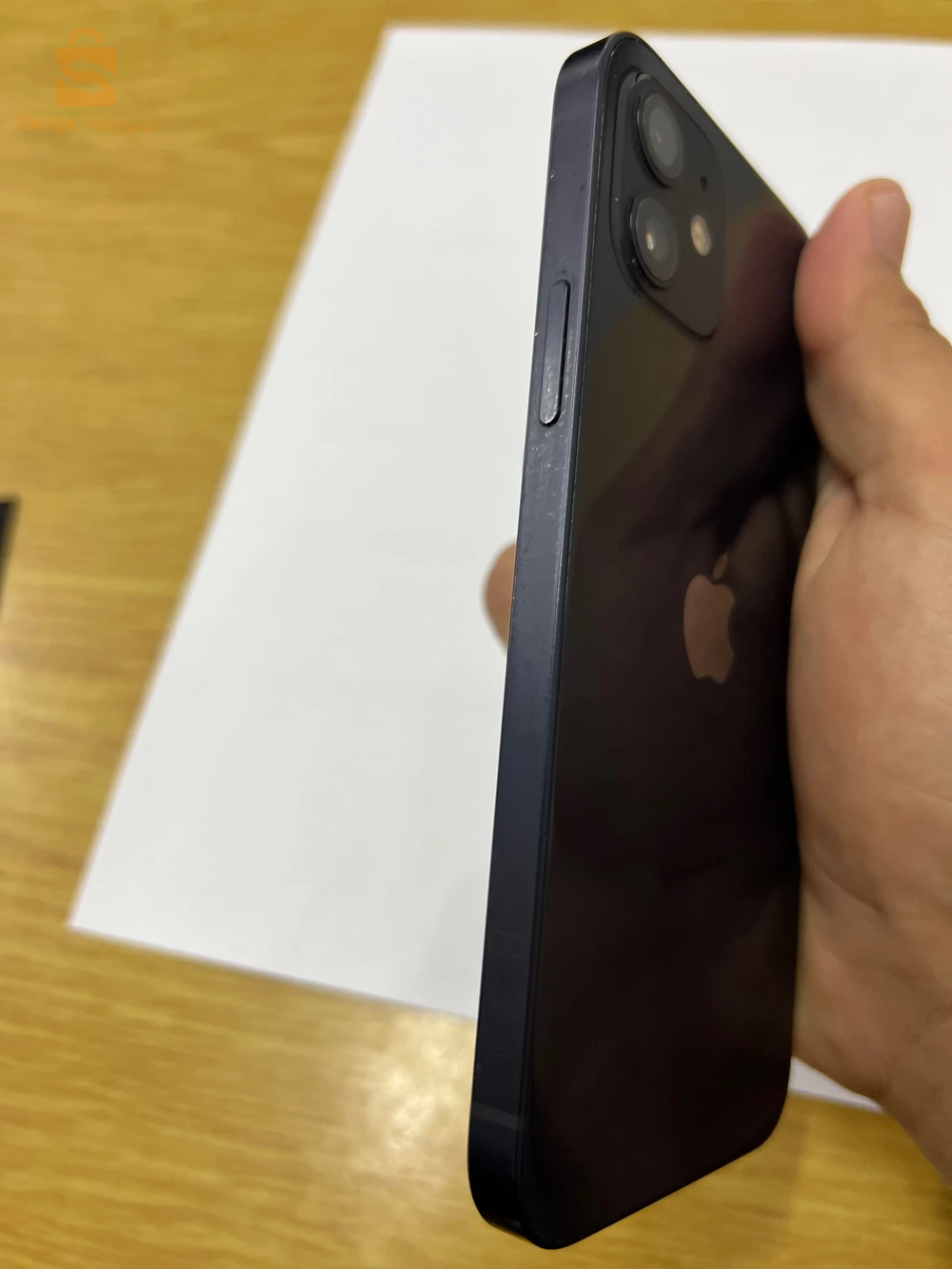 iphone 12 etat de batterie 76% blue nuit etat 9.5/10 numeo de telephone 0556059820