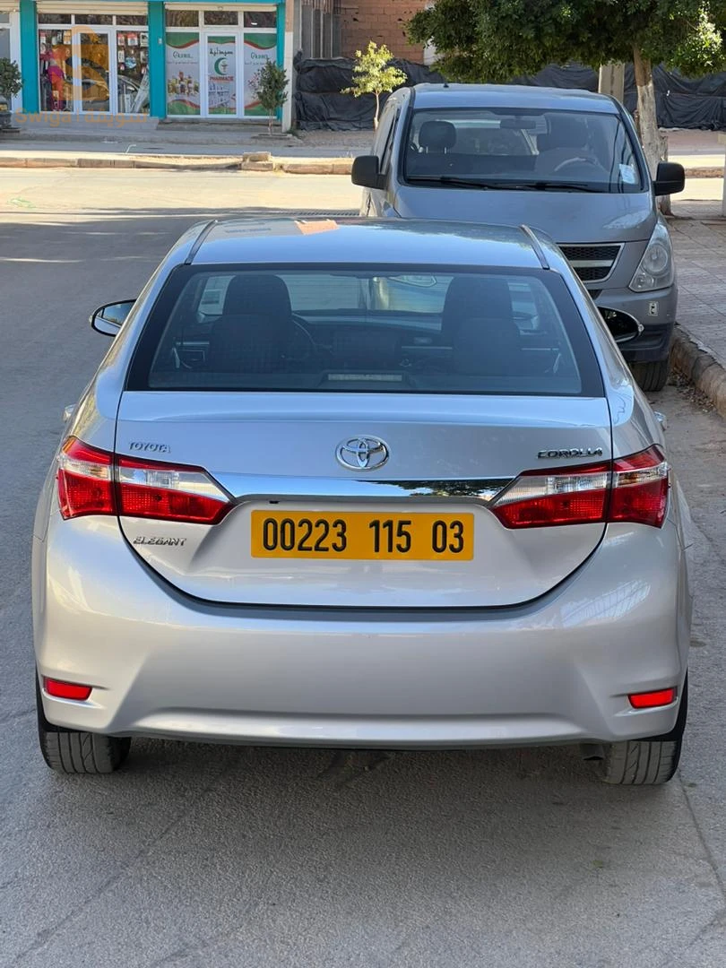 Toyota Corolla 2015 3 LAGHOUAT