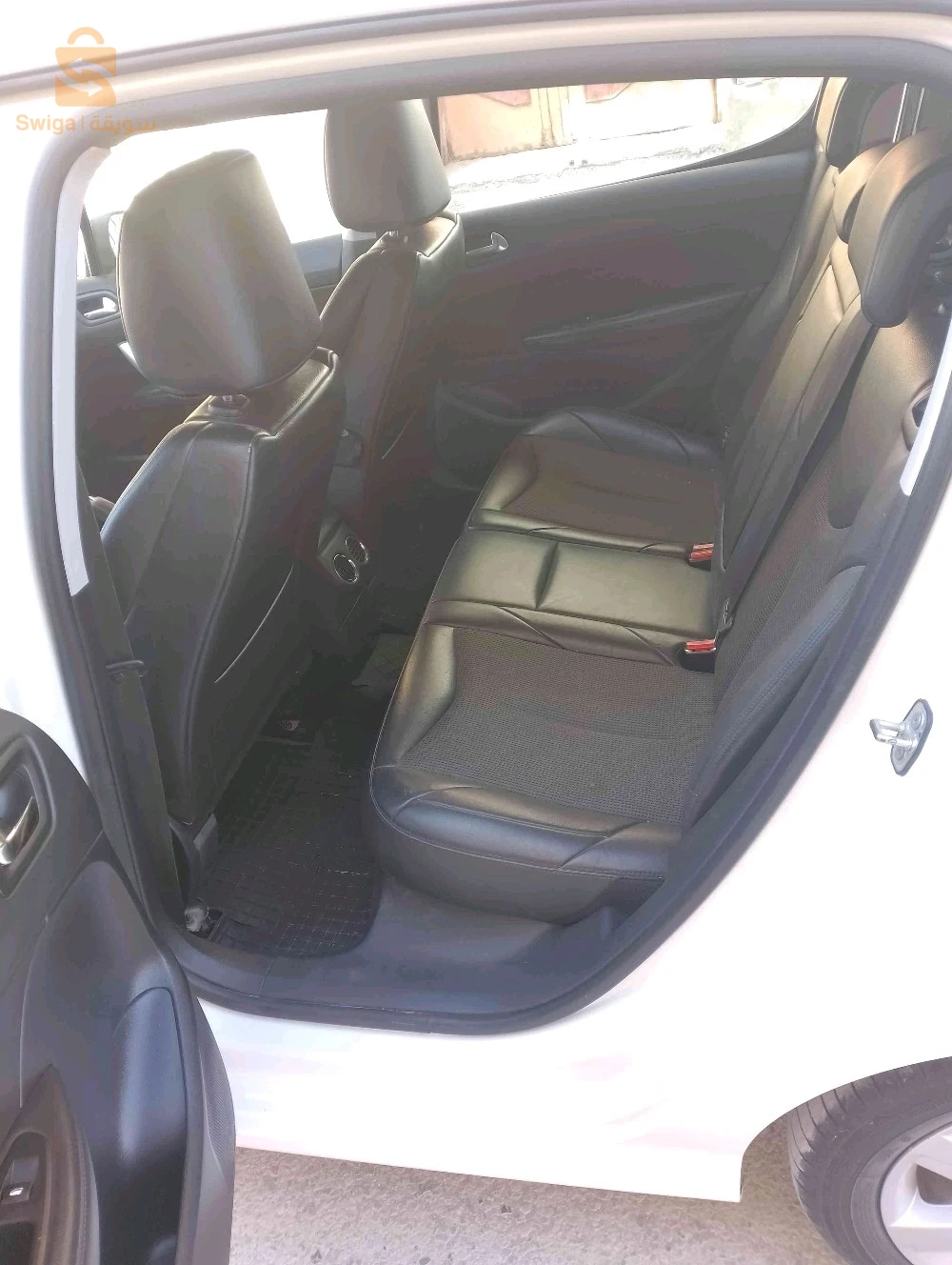 Peugeot 308 2012 34 BORDJ BOU ARRERIDJ