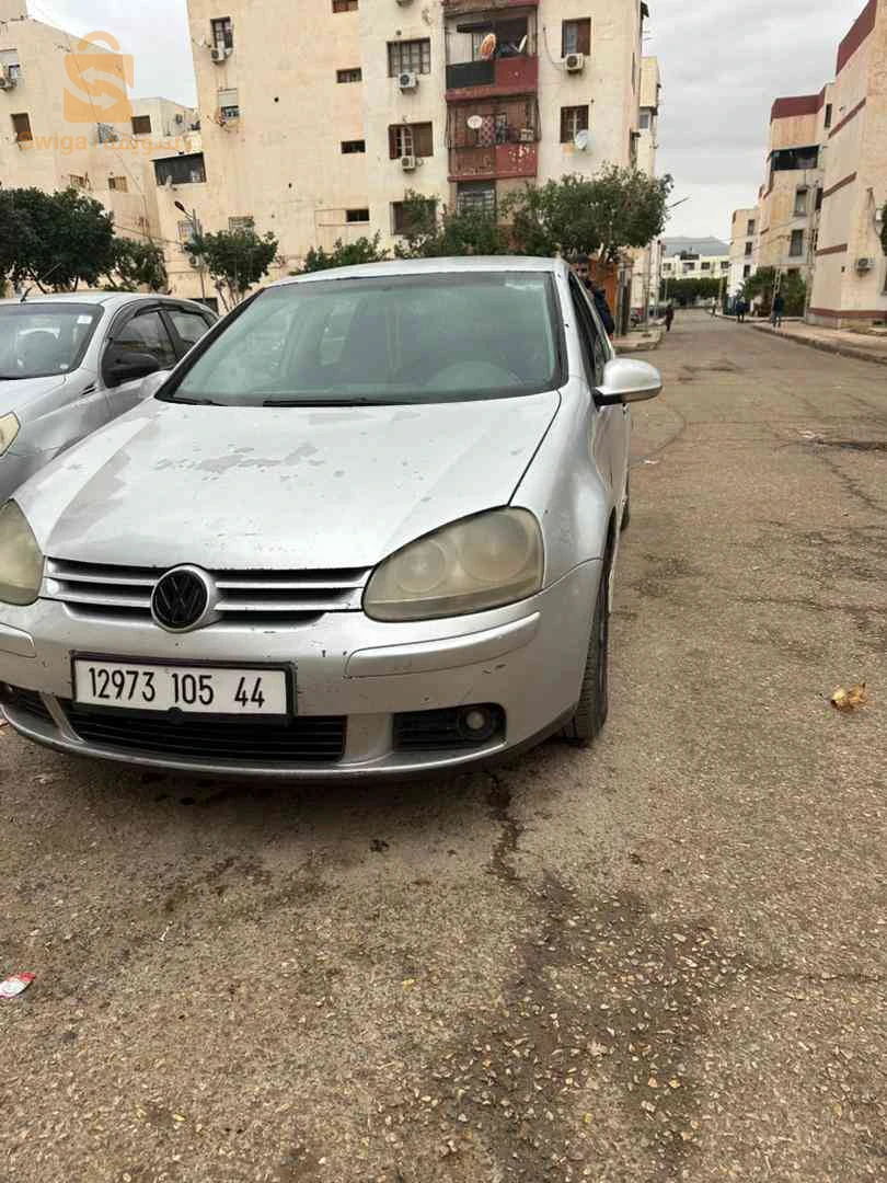فولكس واجن Golf 2005 44 عين الدفلى