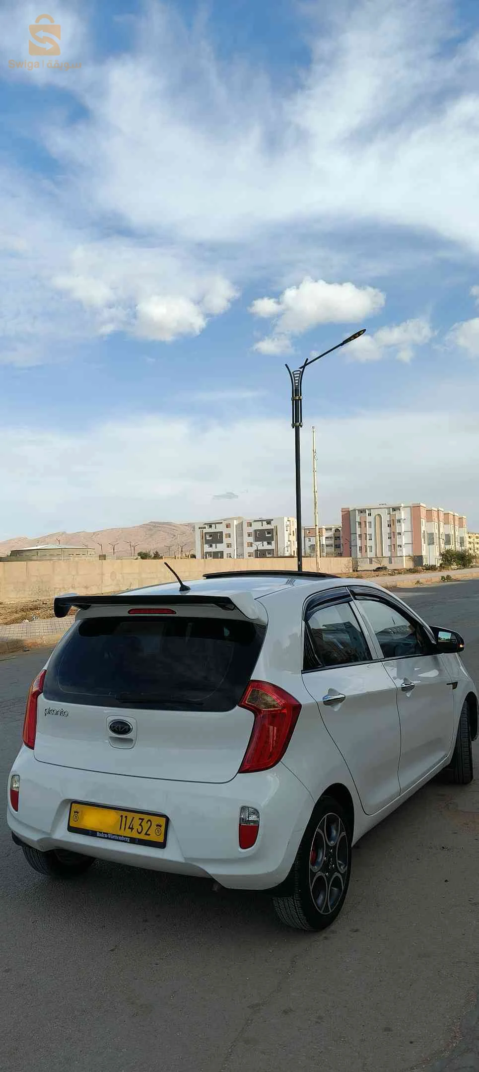 كيا Picanto 2014 32 البيض