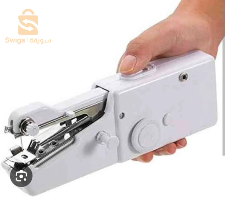 مكينة خياطة صغيرة ويدوية