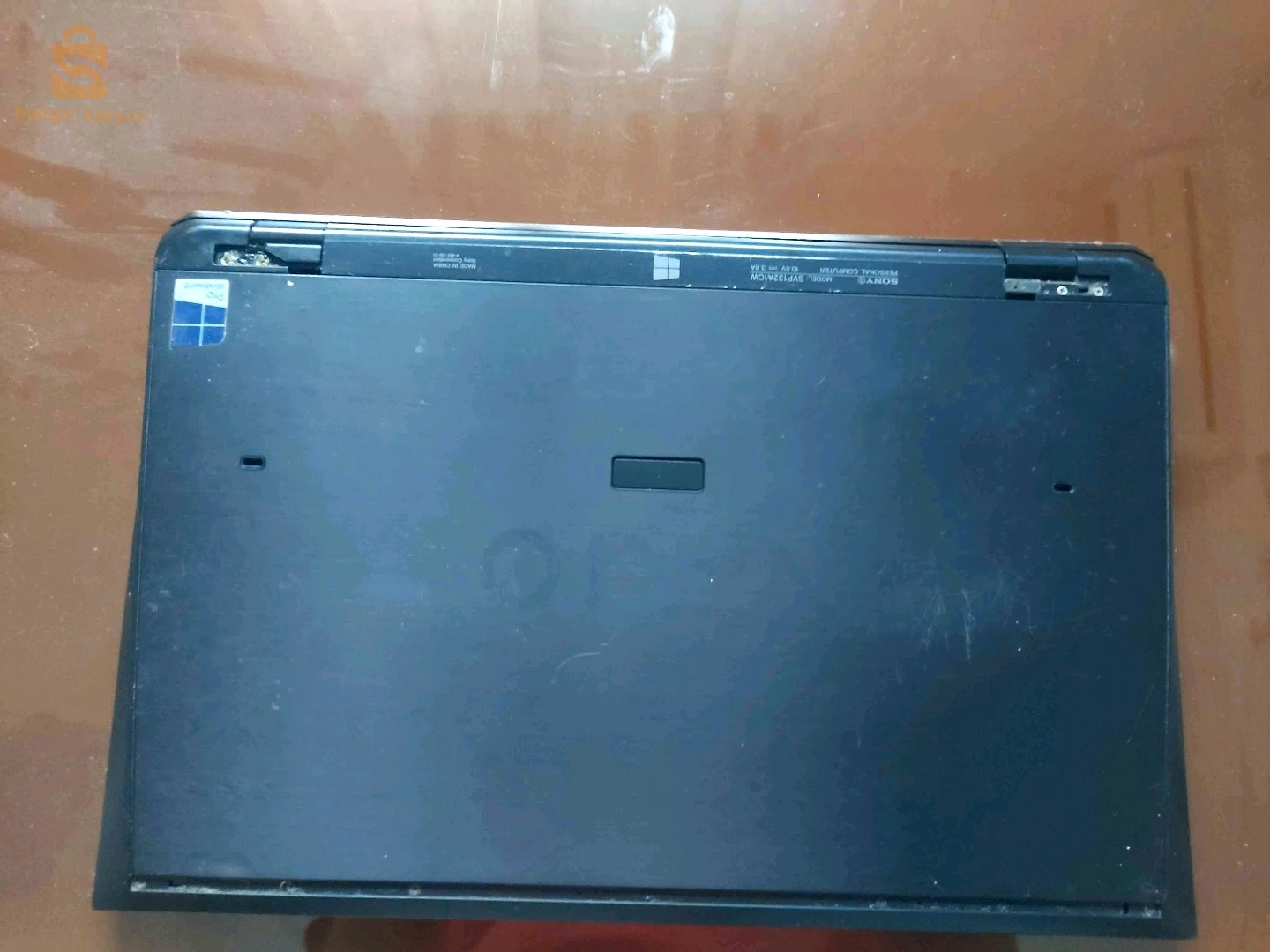 حاسوب محمول من نوع sony موديل vaio مع شاشة جيد للاستعمال اليومي مع لوحة مفاتيح مضيئة
