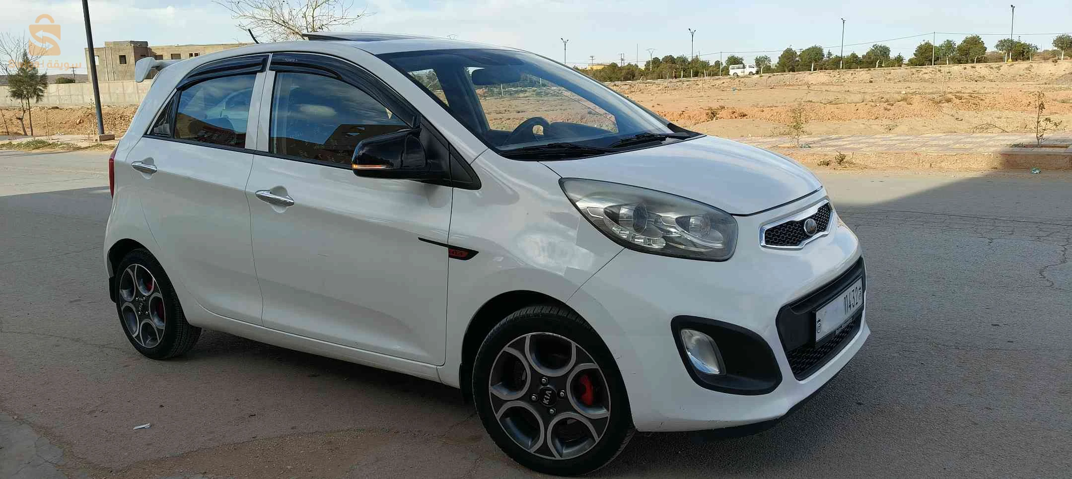كيا Picanto 2014 32 البيض