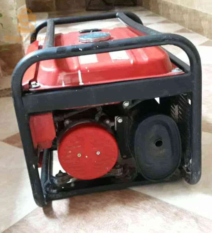 مولد كهرباء