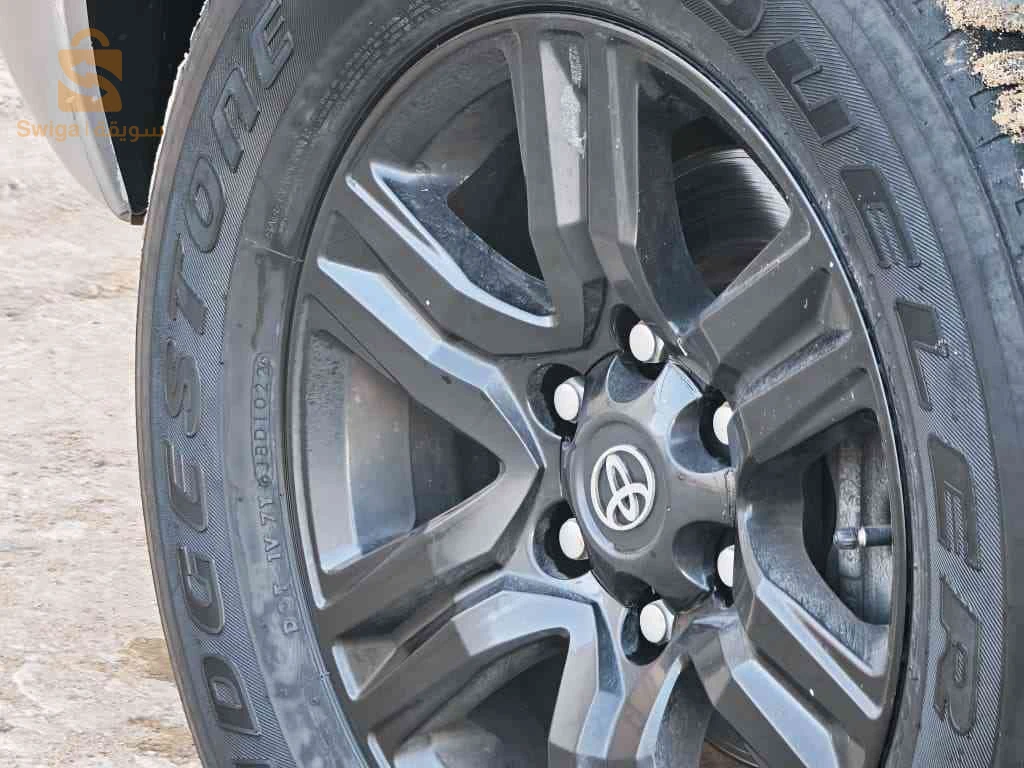 Toyota Hilux 2022 30 OUARGLA