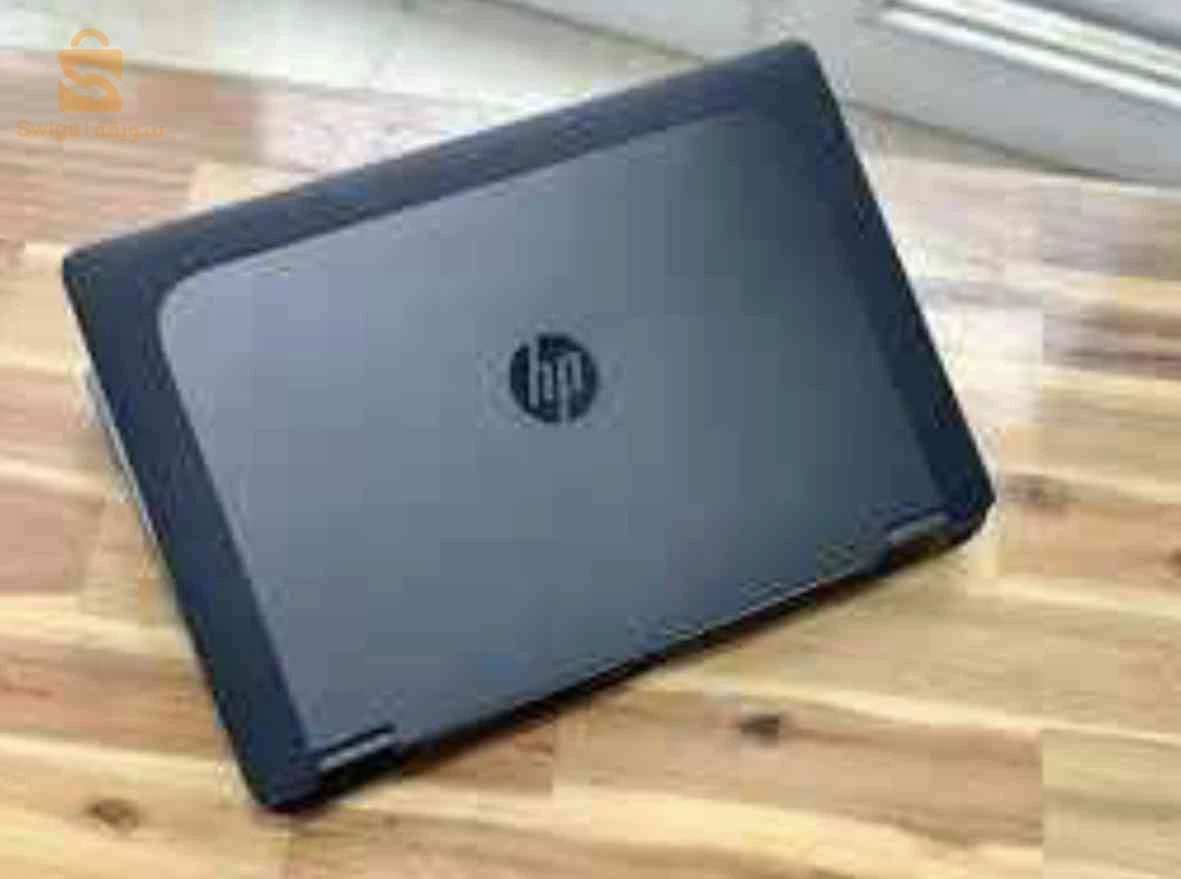 PC HP ZBOOK G17
