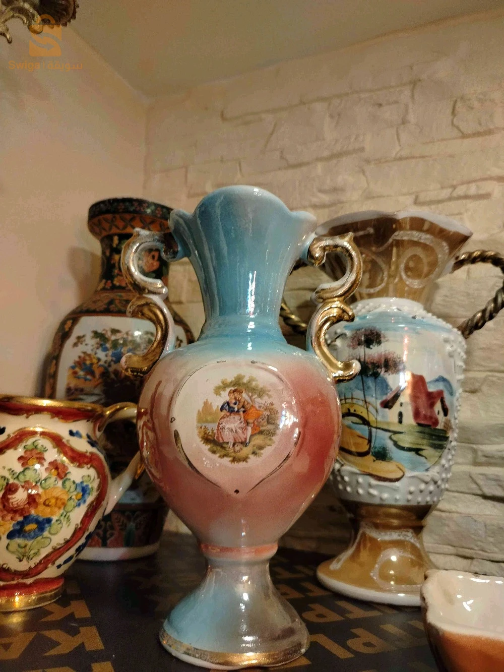 paire de vases en porcelaine saint galante