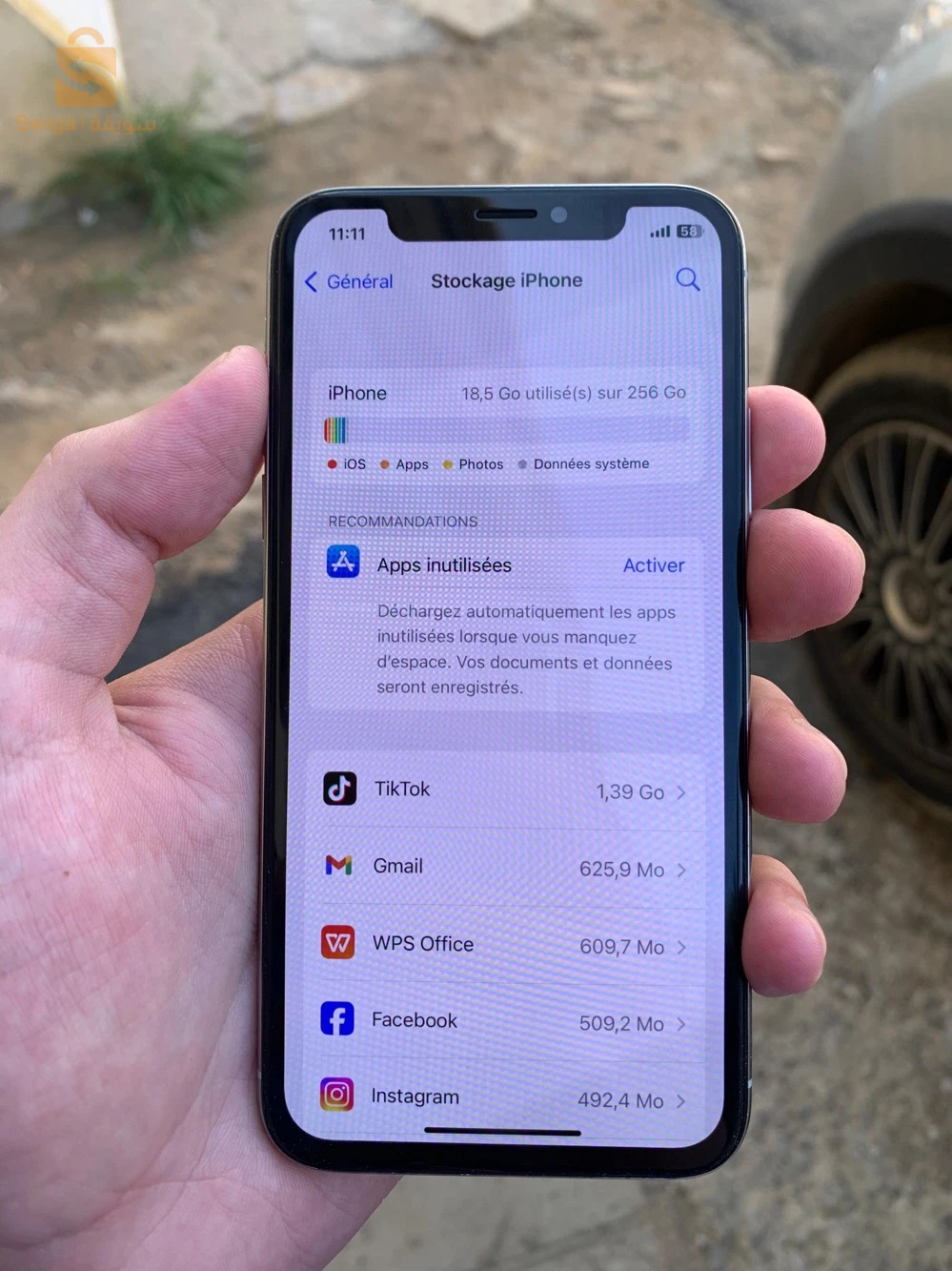 iPhone X
