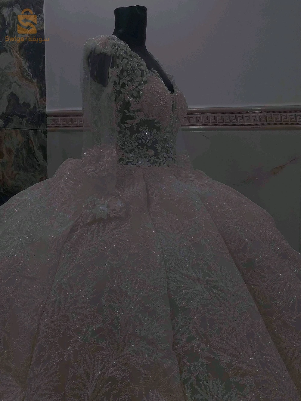 فستان زفاف /روب بلونش