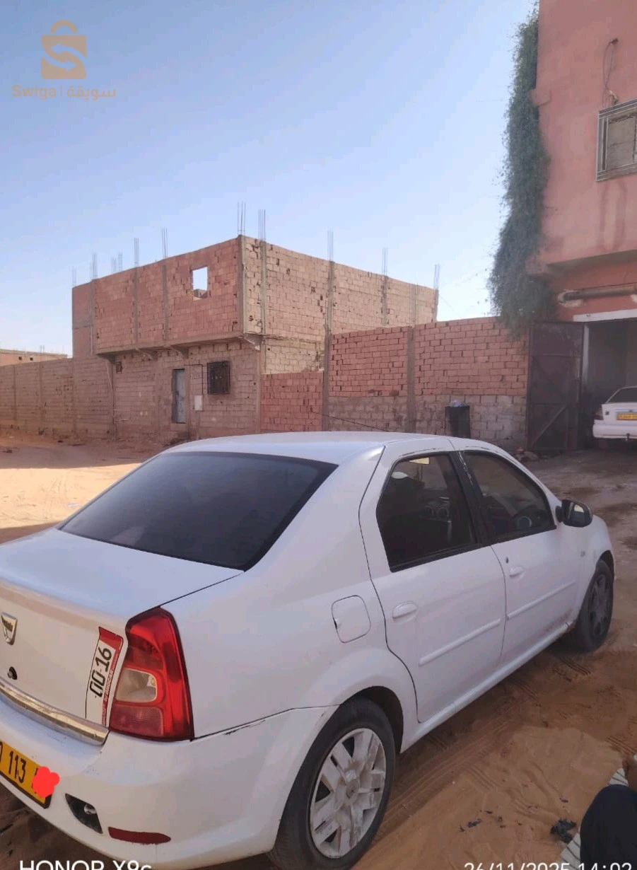 داسيا Logan 2013 1  ادرار