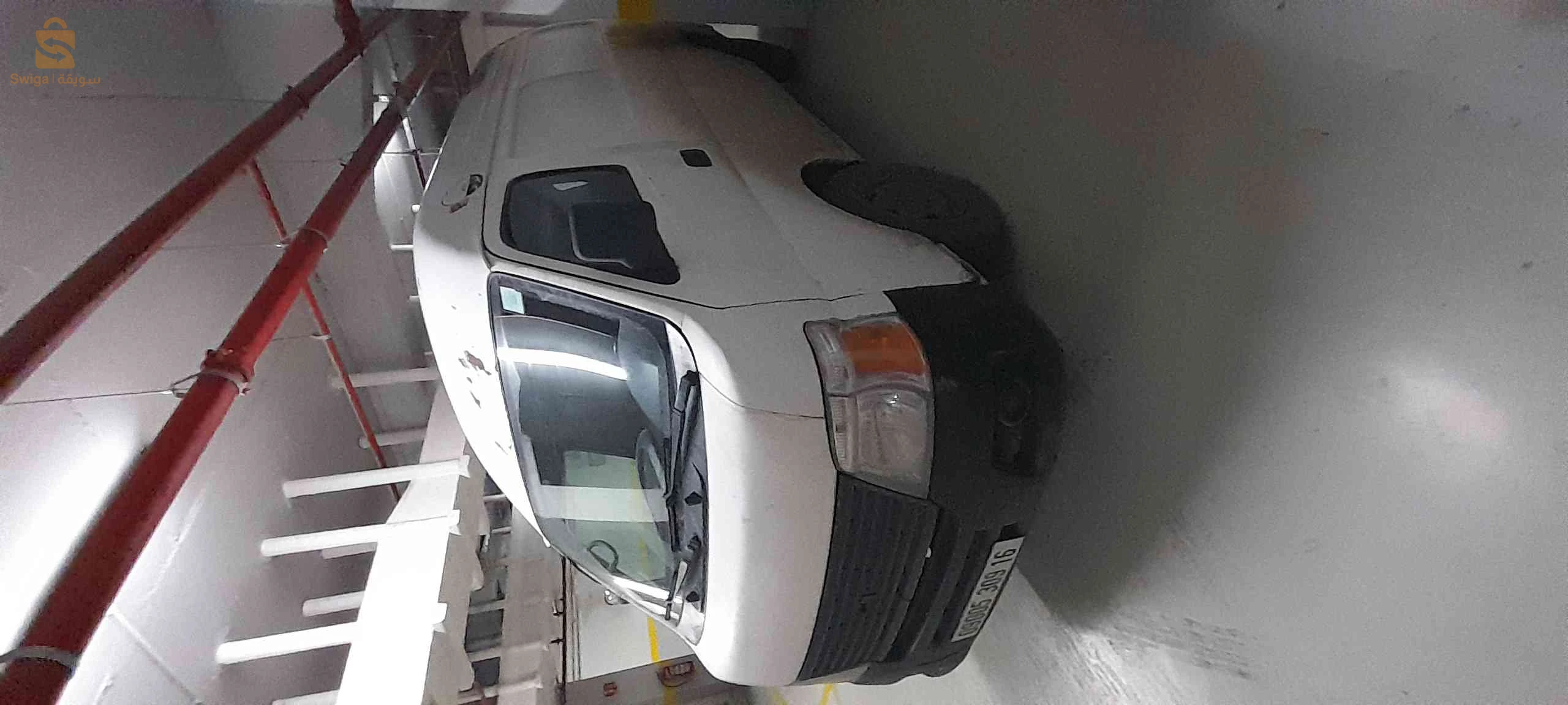 un fourgon Nissan année 2009 bon état